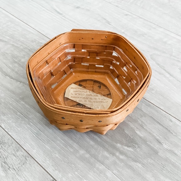 Longaberger 2001 Hostess Sage Booking Basket - Picture 1 of 7